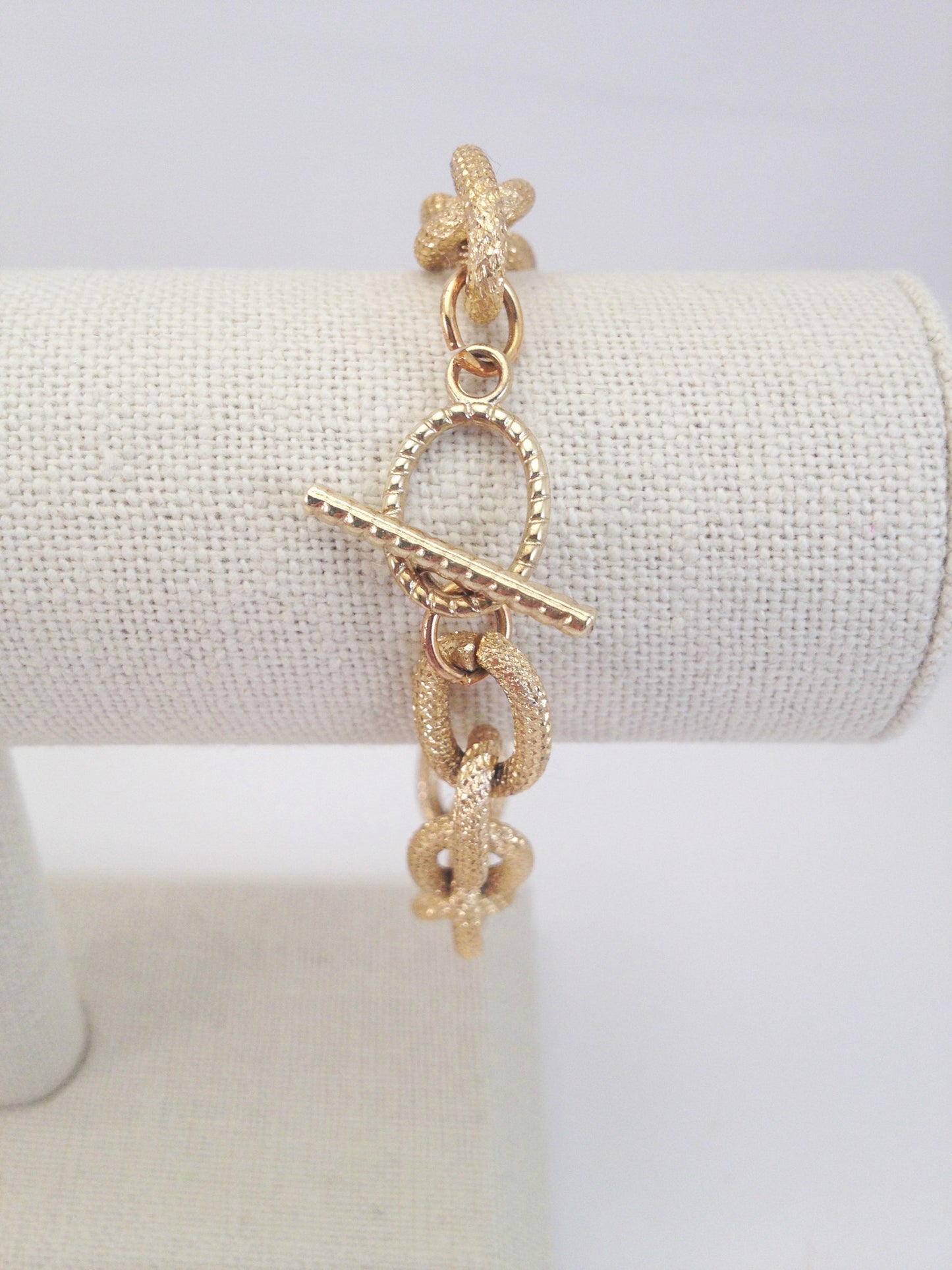 chain loop bracelet- textured