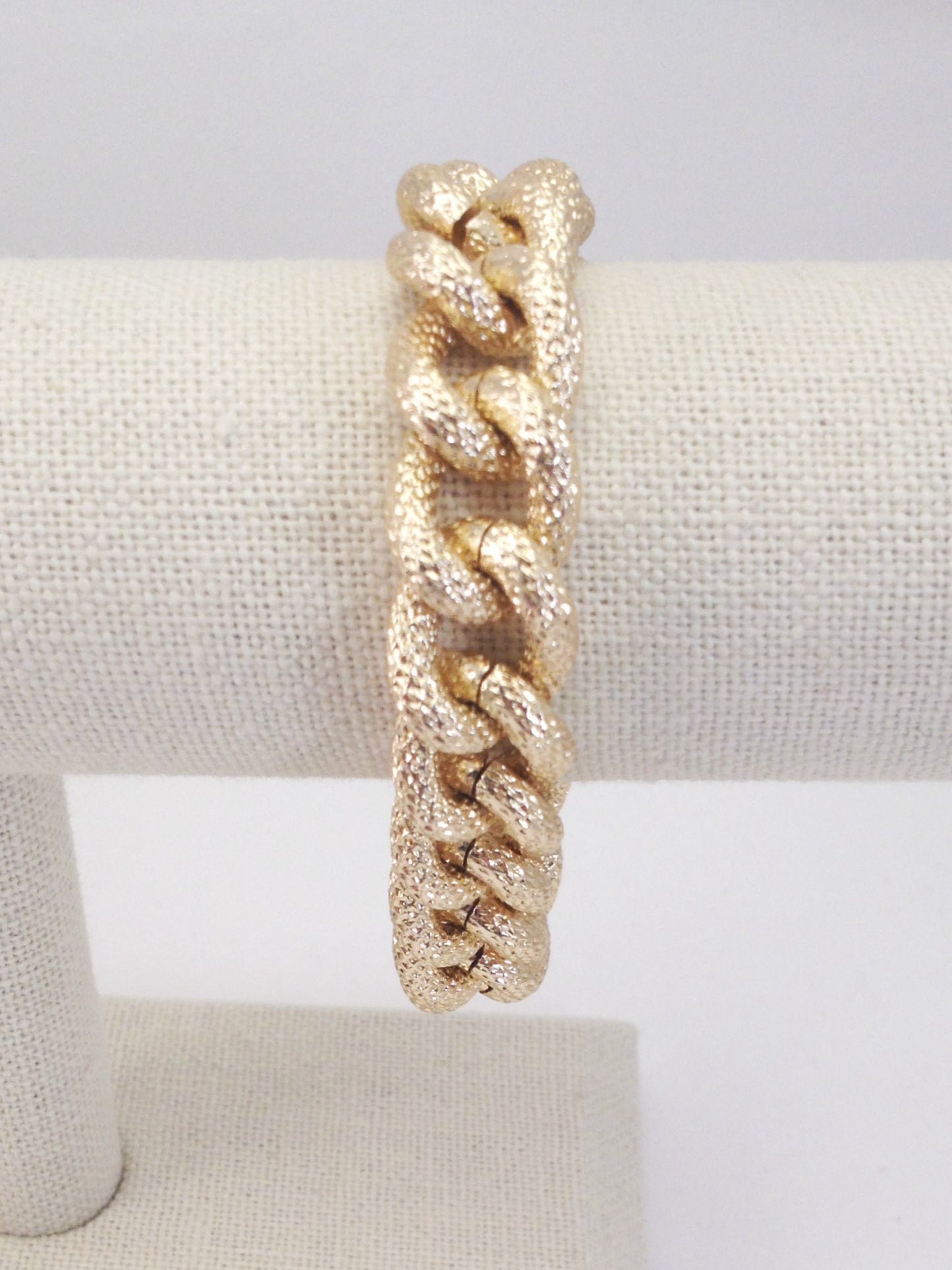 chain link bracelet, textured